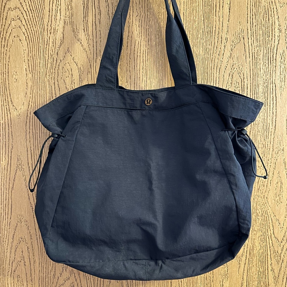 Lululemon Tote/Gym Bag 18L